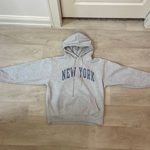 Brandy Melville New York Hoodie regular fit